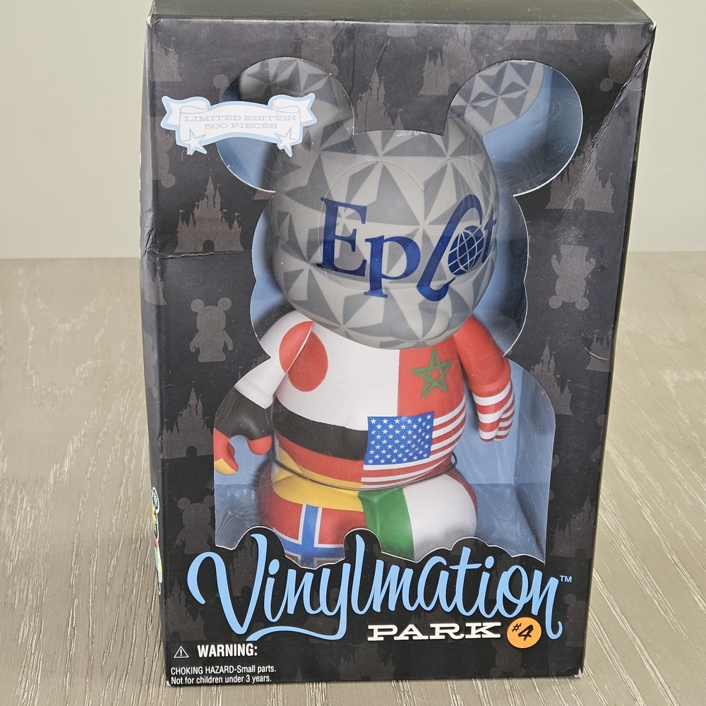 DISNEY VINYLMATION 9" FIGURE PARK SERIES 4 LE 500 ~EPCOT WORLD SHOWCASE~